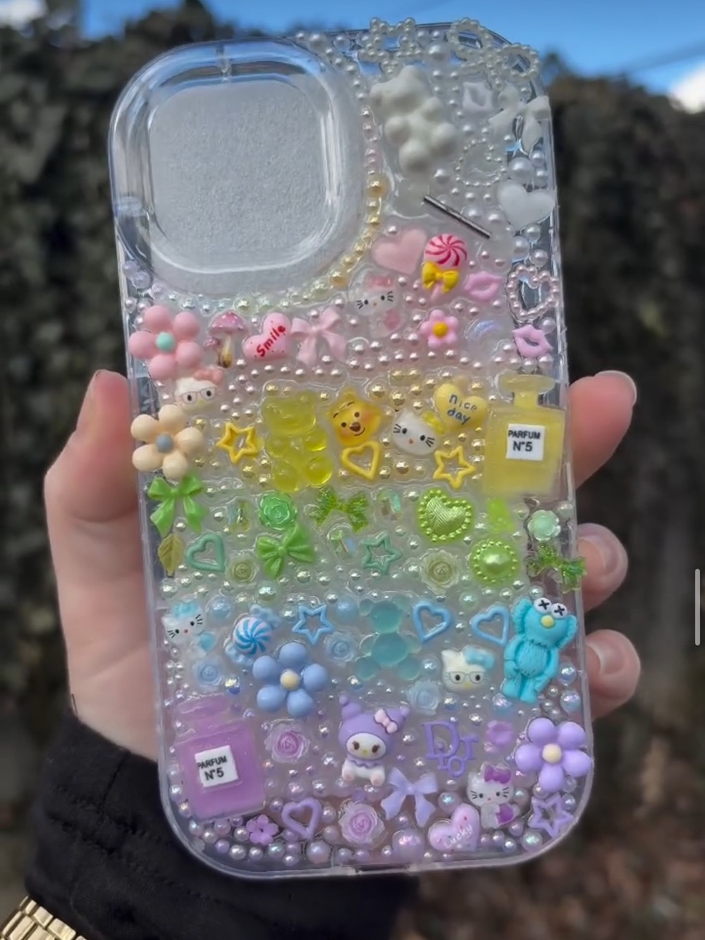 iPhone 13/4 junk charm case